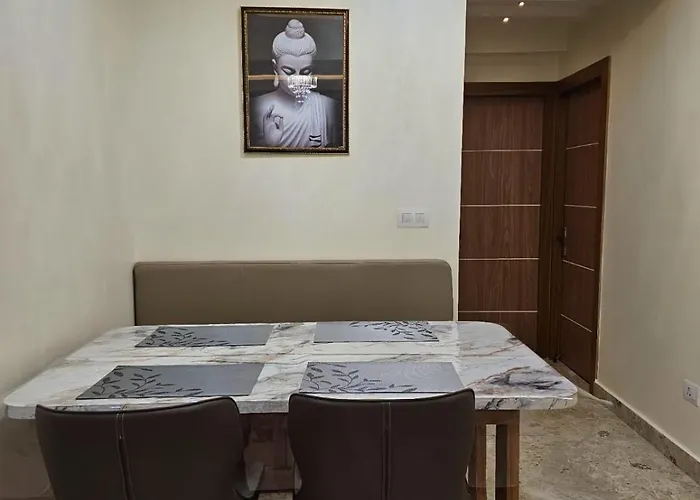 Cloud 8 Retreat Apartment For Family & Remote Workers *